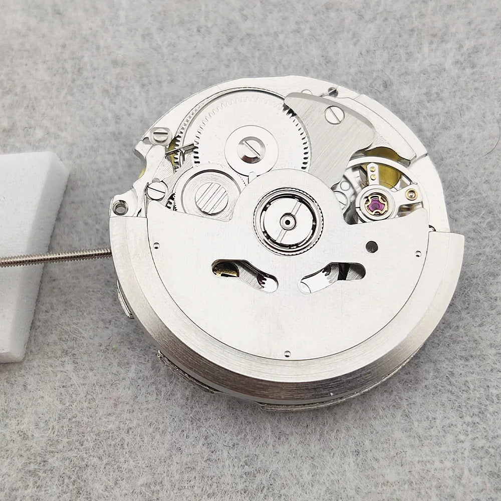 China NH36 Movement Can Replace Japanese NH36 Movement At 3 o'clock White Double Date High Accuracy Automatic Mechanical NH36A