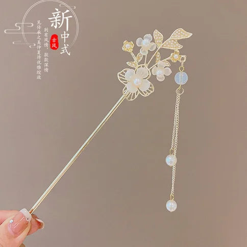 Light Luxury Flower Hairpin For Women Chinese Style Floral Butterfly Tassel Hair Stick Elegant Metal Jewelry Hairpin Hair Clips