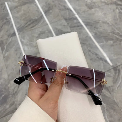Vintage Fashion Rimless Sunglasses for Women Frameless Rectangle Shades Gradient UV400 Summer Traveling Sun Glasses for Womenn