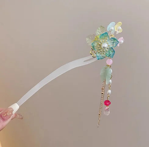 Light Luxury Flower Hairpin For Women Chinese Style Floral Butterfly Tassel Hair Stick Elegant Metal Jewelry Hairpin Hair Clips