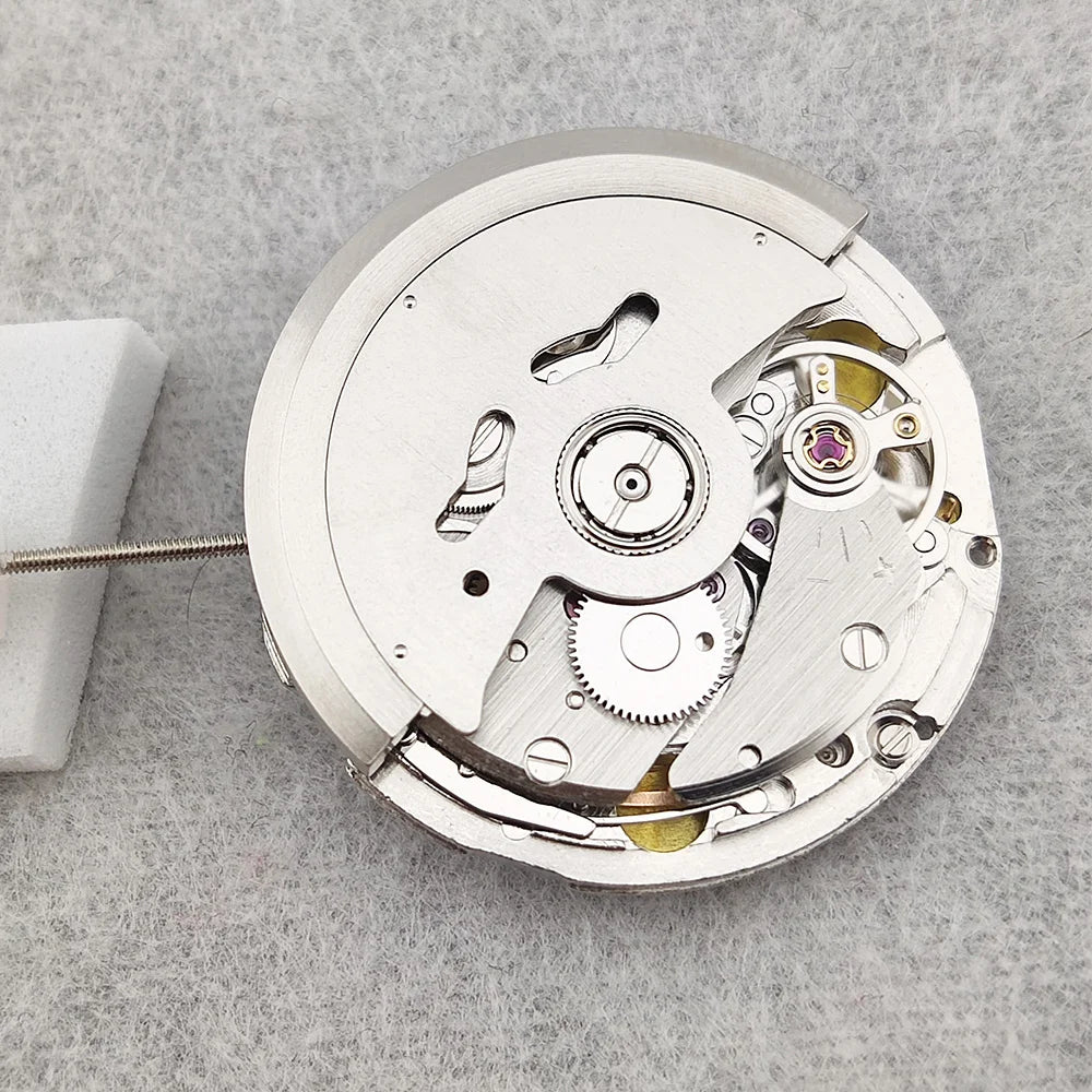 China NH36 Movement Can Replace Japanese NH36 Movement At 3 o'clock White Double Date High Accuracy Automatic Mechanical NH36A