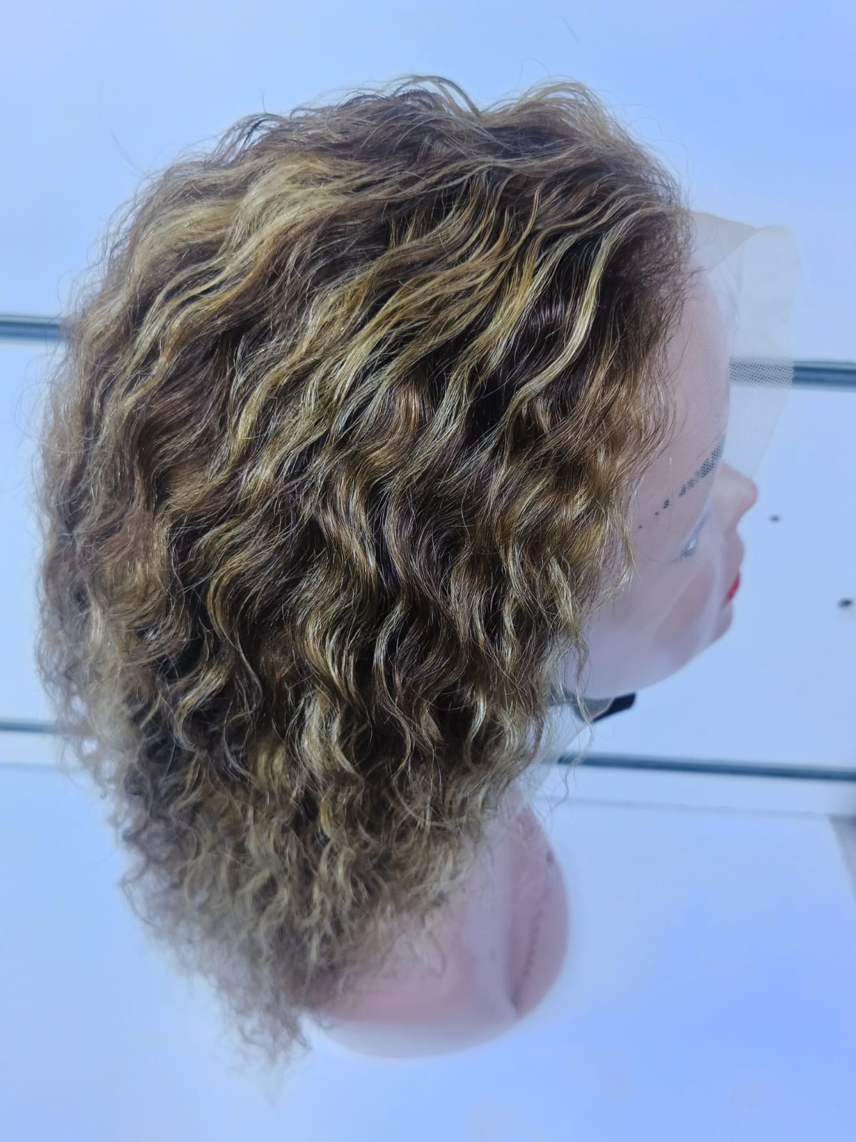 Luxury 14-Inch Original Human Hair Highlight Body Wave HD Lace Front Wig – Premium Blonde Highlights