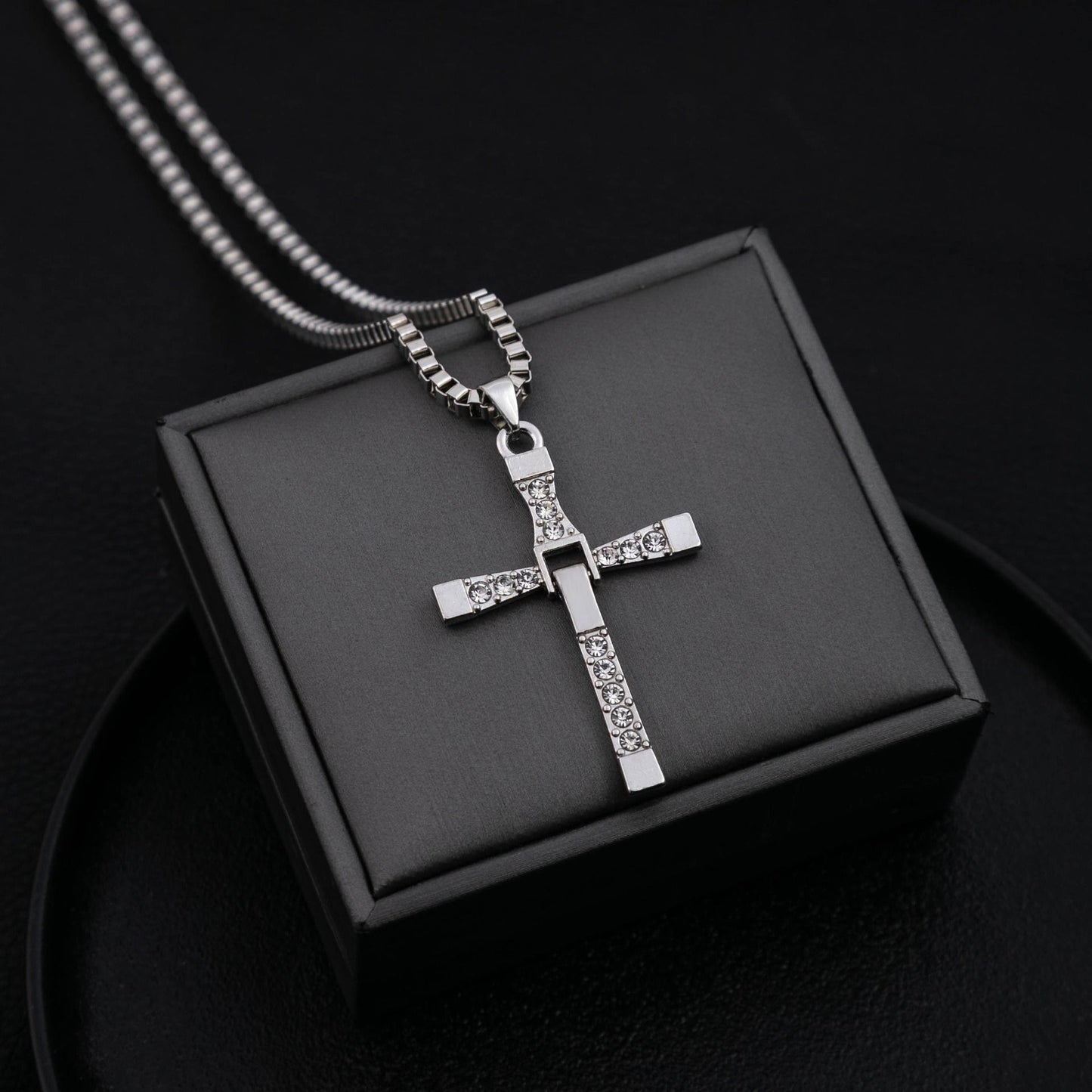 Men's NK Exquisite Stainless Steel Necklace Cross Speed and Passion Cold Style Necklace Personality No Fading Chain
