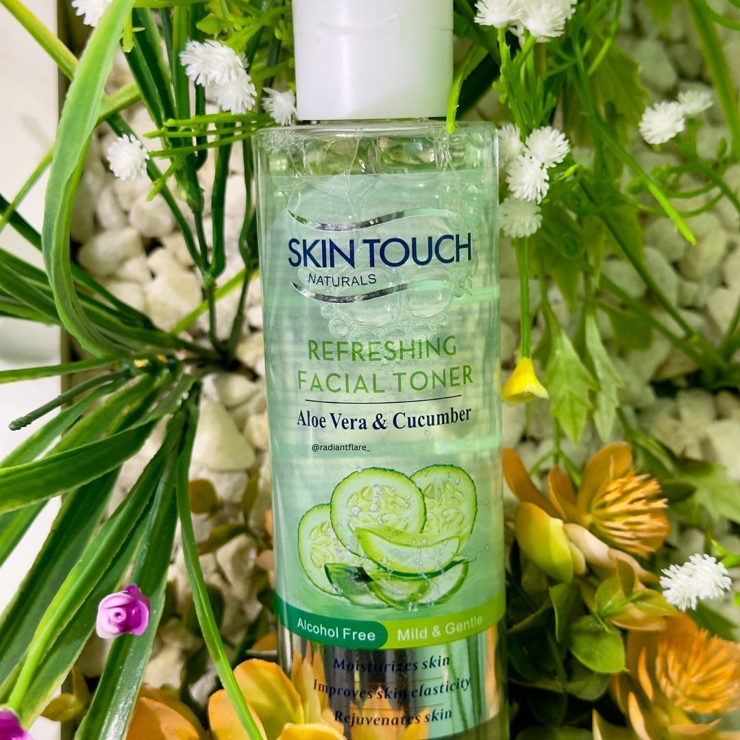 Skin Touch Refreshing Facial Toner With Aloe Vera & Cucumber Extract Cleanses, Freshens and Stimulates Skin Formulated For All Skin Types Leave Your Skin Looking Younger and Hydrated