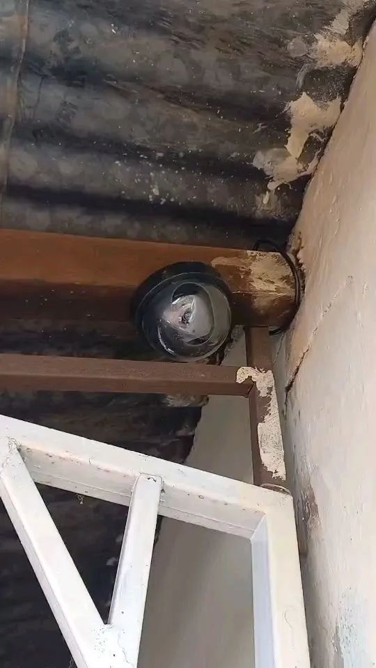 Dummy Camera Safety Camera Flash Light CCTV Surveillance Security Fake Camera For Scaring Away Thieves Dome black Camera SO REAL Camera Video Surveillance Dome Wireless Fake Security Surveillance