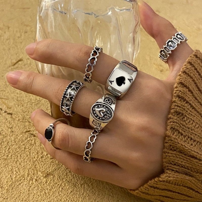 7 Pcs/set Creative Fashion Rings Set For Men And Women Jewelry Simple Atmospheric Dark Vintage Spades Love Ring