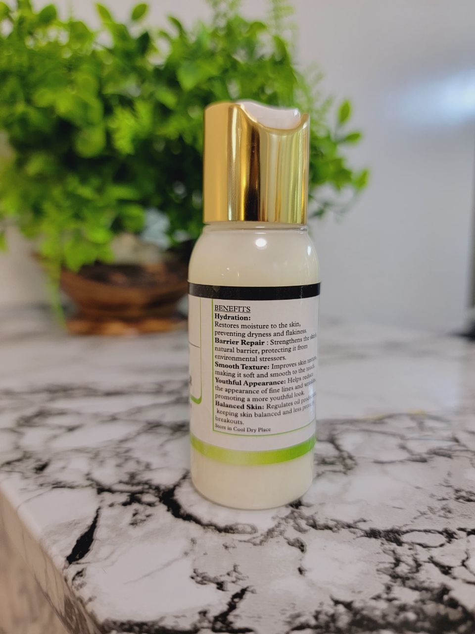 Hydraglow Gentle Moisturizer - Dvee Organics - Barrier Repair and Rejuvenating Cream/ Light Weight Suitable for Combination & Oily Skin