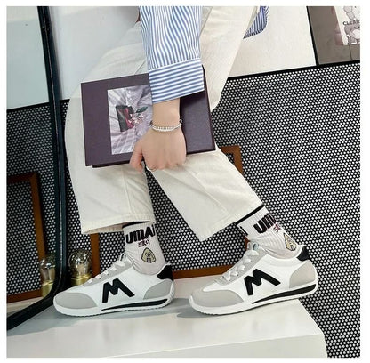 ASSKLO Women Casual Shoes Round Head Deep Mouth Light Sneakers Sports Shoes Board Shoes Versatile Casual Designer Shoes Tennis Shoe Outdoor lightweight Breathable Sneakers Walking shoes white black