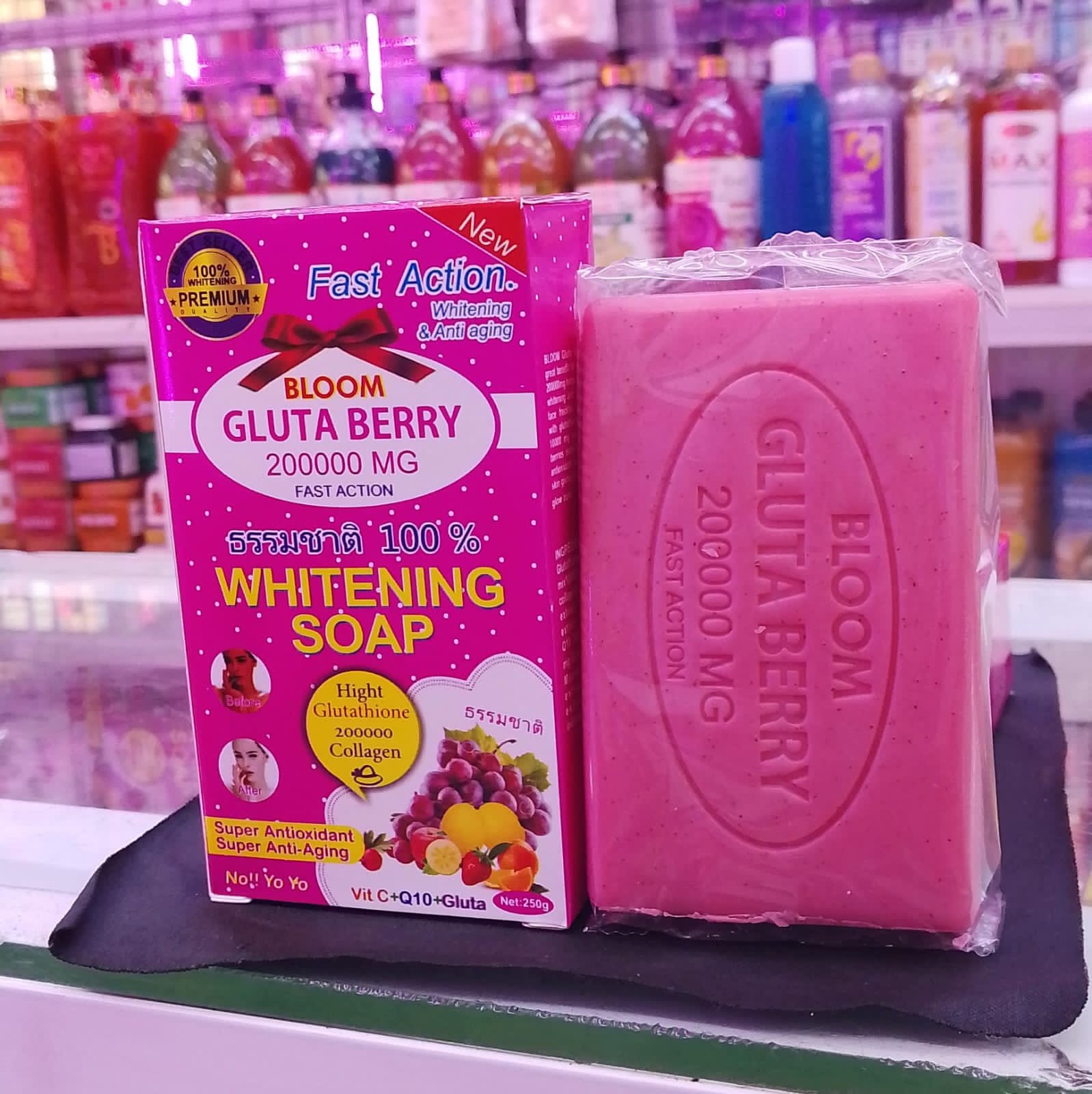 bloom-gluta-berry-200000mg-soap-brightening-cleanse