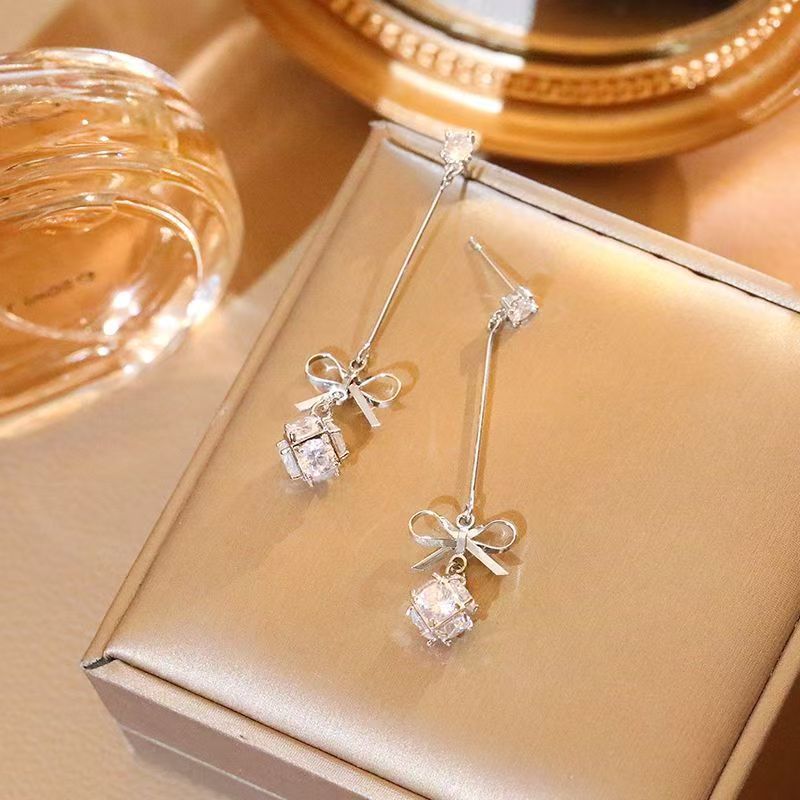 Long bow earrings advanced sense light luxury temperament simple zircon earrings studs fashion personality earrings female summer