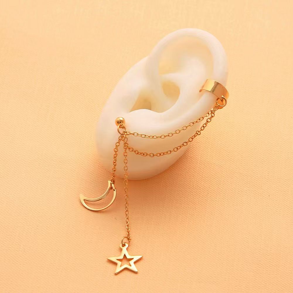 Europe and the United States new creative personality trend metallic earrings long five-pointed star earrings bone clip has layers of fashion women