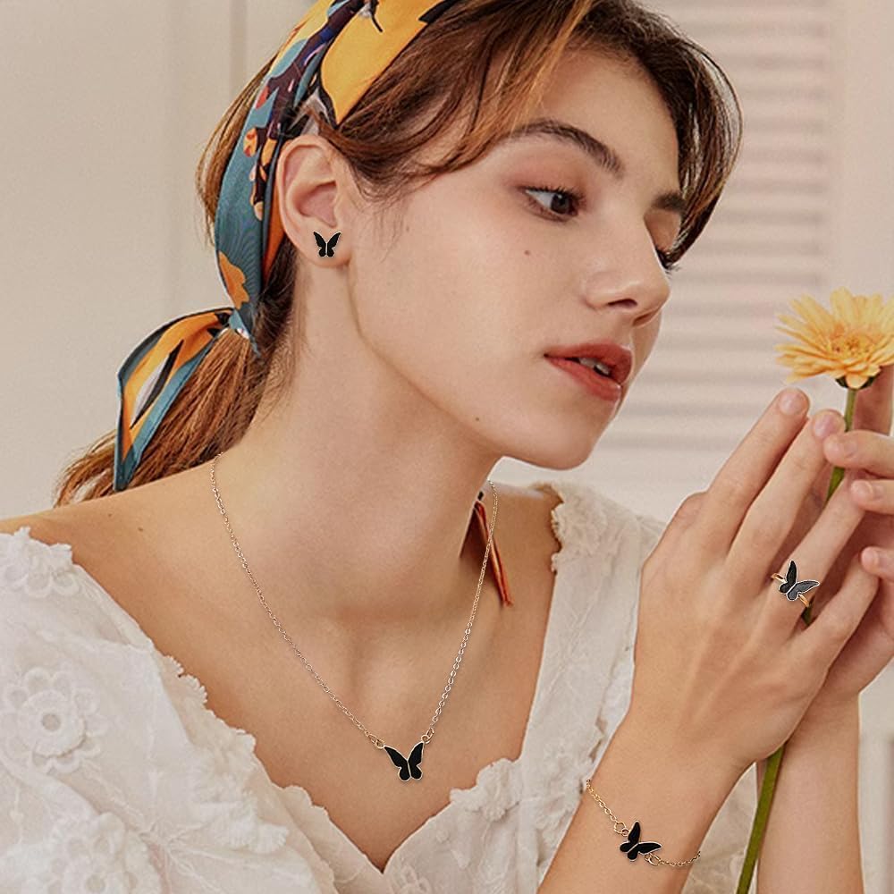 UPHUI 5-piece Women's Jewelry Set Earrings Necklaces Bracelets Rings Fashion Butterfly Jewelry Set Women's Butterfly Jewelry Couple Gifts
