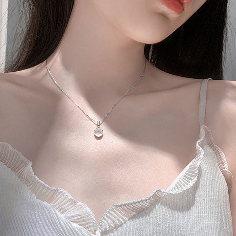 New Fashion Female Small Pendant Double-sided Round Jade Pendant Necklace Hot Selling Personality Temperament Jewellery Beautiful Simple Collarbone Chain