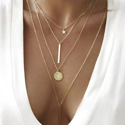 Multi layer necklaces, accessories, collarbone chains, short necklaces, pendants, sweater chains, suitable for both men and women. Multi layer necklaces have a layered feel