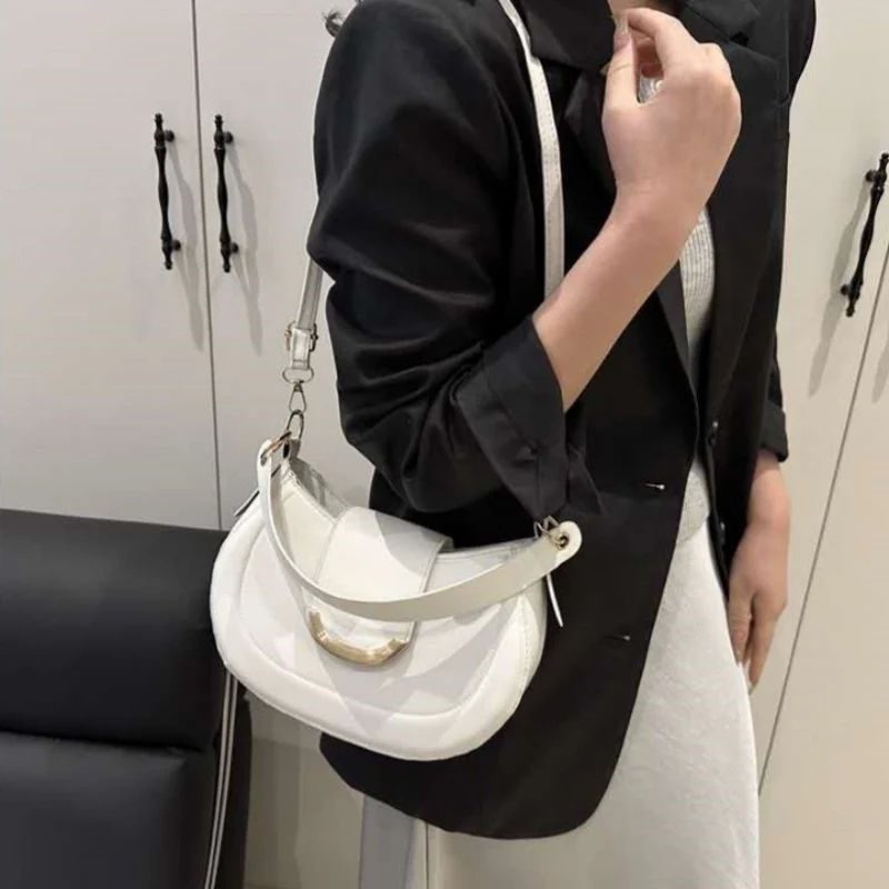 Mateamoda Elegant Solid Pattern Hobo Bag Crossbody Bag Underarm Handbag