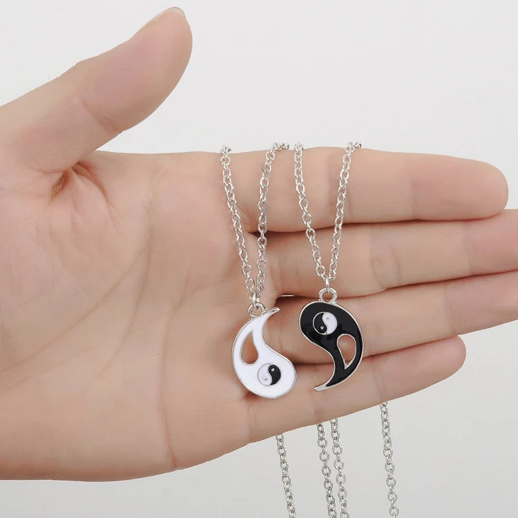 Couple Jewelry Yin Yang Broken Necklaces Best Friend Pendant 2 Charms Best Friends Necklace
