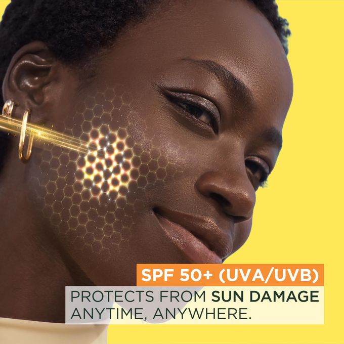 Garnier Super UV Invisible Air Mist Sunscreen SPF 50, with Vitamin C to Correct UV Induced Dark Marks and SPF 50