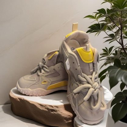 Star glow Girls ladies sneakers white breathable comfortable girl shoes easy to clean light hicking casual sneakers sizes 37-41