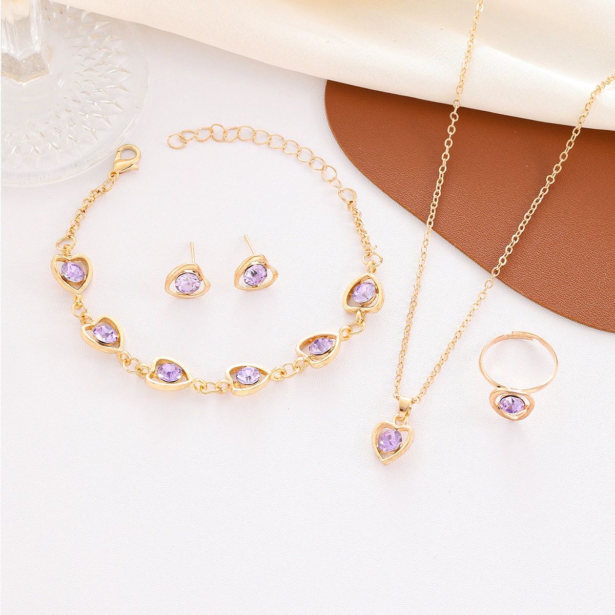6PCS Ladies Watch Jewelry Set Watch Ring Necklace Earrings Bracelet Set Pink Crystal Waterproof Watch Set Wristwatch Ladies' Love Dial Quartz Watch Can Be Used As Romantic Gift Or Prop Shooting