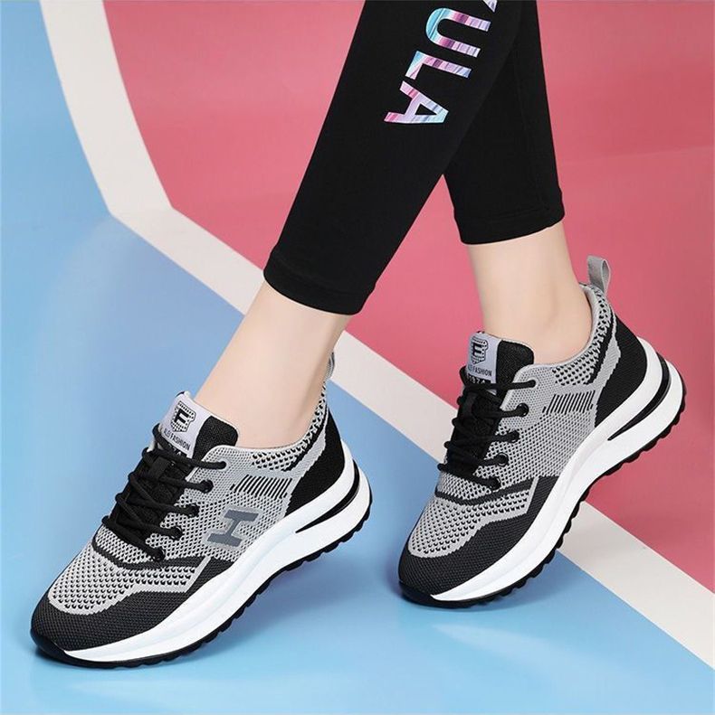 Ladies' sneakers lightweight comfortable fashionable shoes