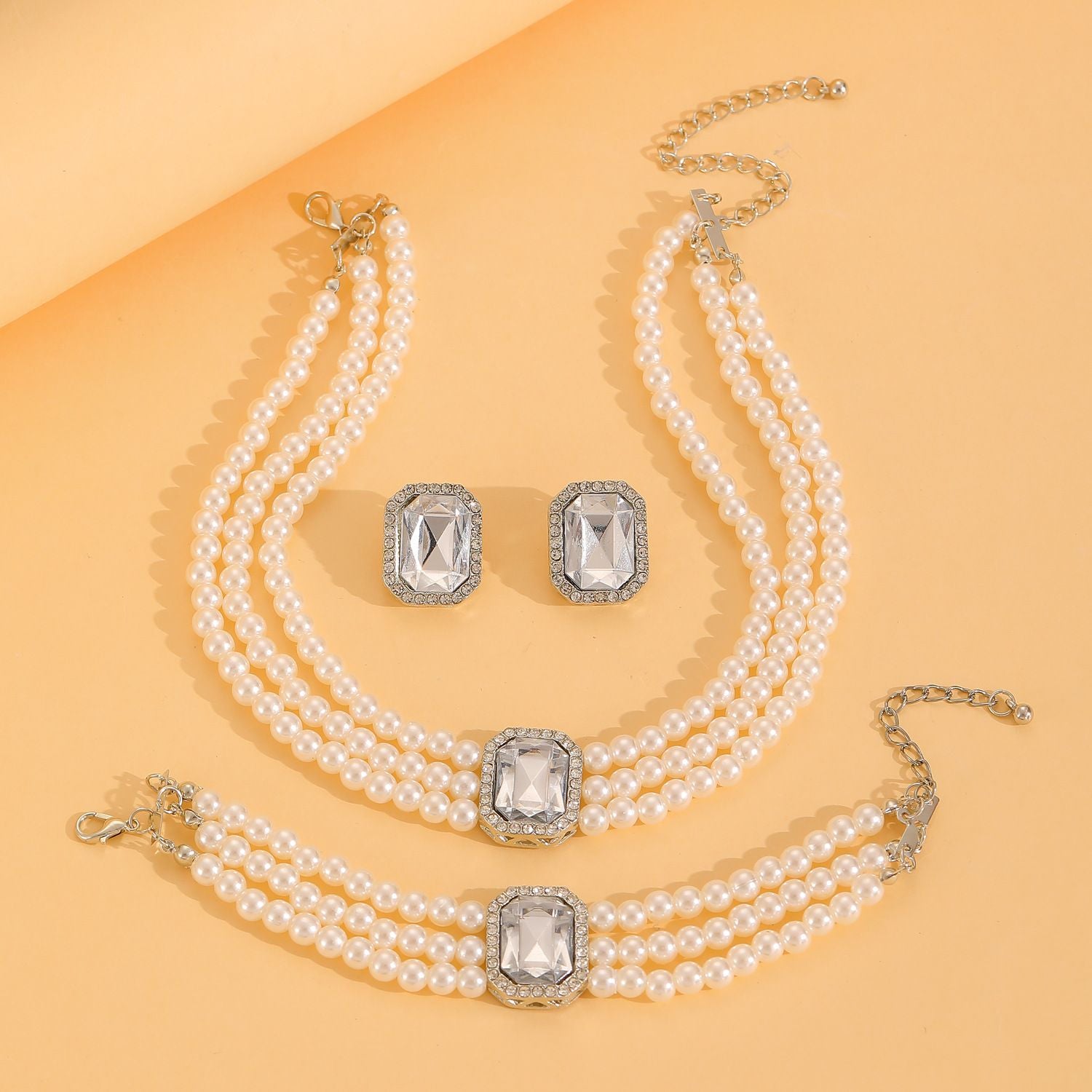 European American New Fashion Hot Sale Choker Necklace Personality Pearl Beaded Charms Court Style（Necklace+Bracelet+Earring ）Jewelry Set for Woman