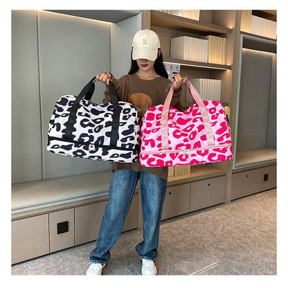 Womens Stylish Waterproof Fitness Travel Bag - Rugged Design for Outdoor Adventures, Ultra-Lightweight & Multi-Purpose and Easy to Carry