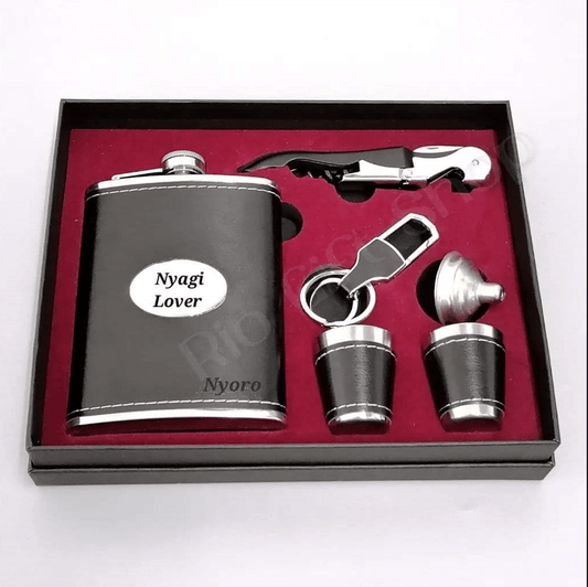 Get Your Personalized Hip Flask Gift for Liquor
