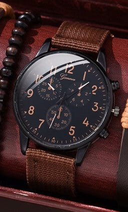 4 Pcs/ Set Men Watches Luxury Fashion Design Leather Watch Luxury Bracelet Set Fashion Business Casul Brown Leather Quartz Wrist Watches For Men Gift Set high quility best price on sale