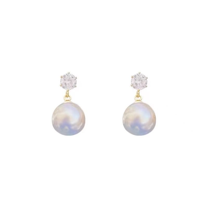 New Sparkling Pearl Female Earrings Senior Light Luxury Temperament Earrings Simple Diamonds Earrings Beautiful New Trend Temperament Silver Pin Earrings