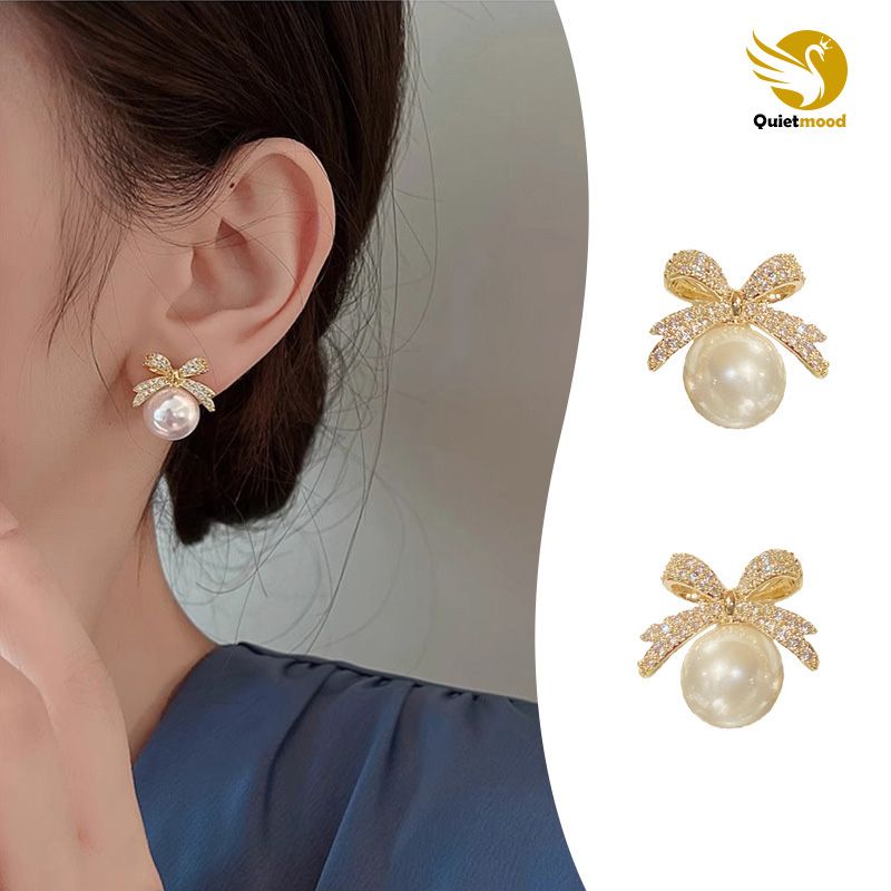 New Bow Pearl Female Earrings Light Luxury Senior Earrings Retro Rashion Diamond Earrings Personalised Design Silver Pin Earrings