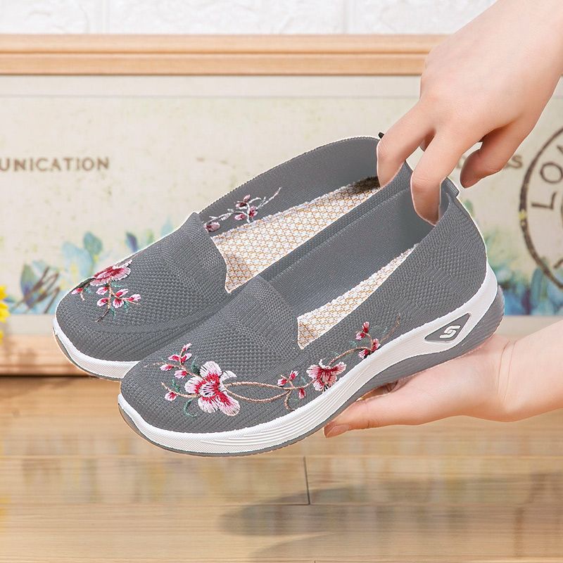 Size 38-41 Women's gray shoes mother walking shoes students sneakers embroidered gym girls travel shoes ladies mesh sport casual fashion running shoes grey