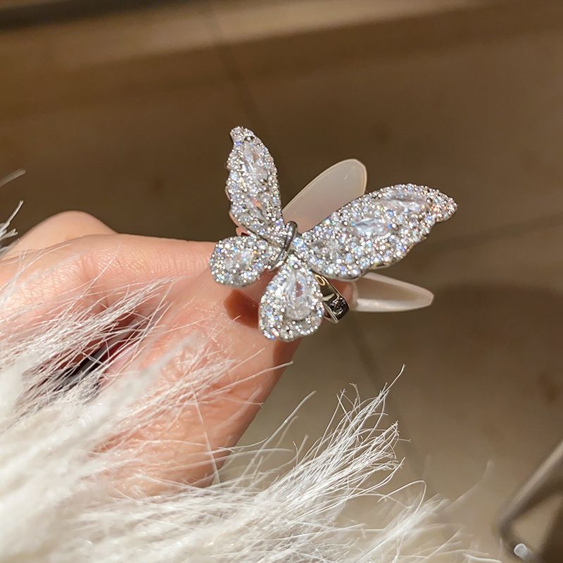 Matte Metal Zircon Butterfly Fried Dough Twists Hollow out Ring for Female Minority Design Personality Versatility Fashion Ring Ring