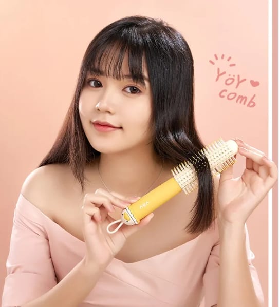 Hot selling fashionable long and wavy air cushion massage curly hair soft and massage hair comb brush Professional Service Air Cushion Comb Cute Fluffy Hair Detangle Massage Scalp Hair Comb For Women