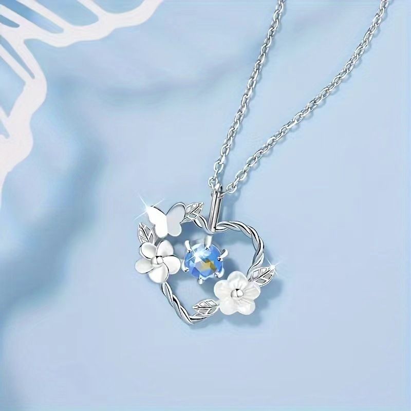 New Love Clover Women's Necklace High-end Luxury Clavicle Chain Women's Fashion Accessories Necklace
