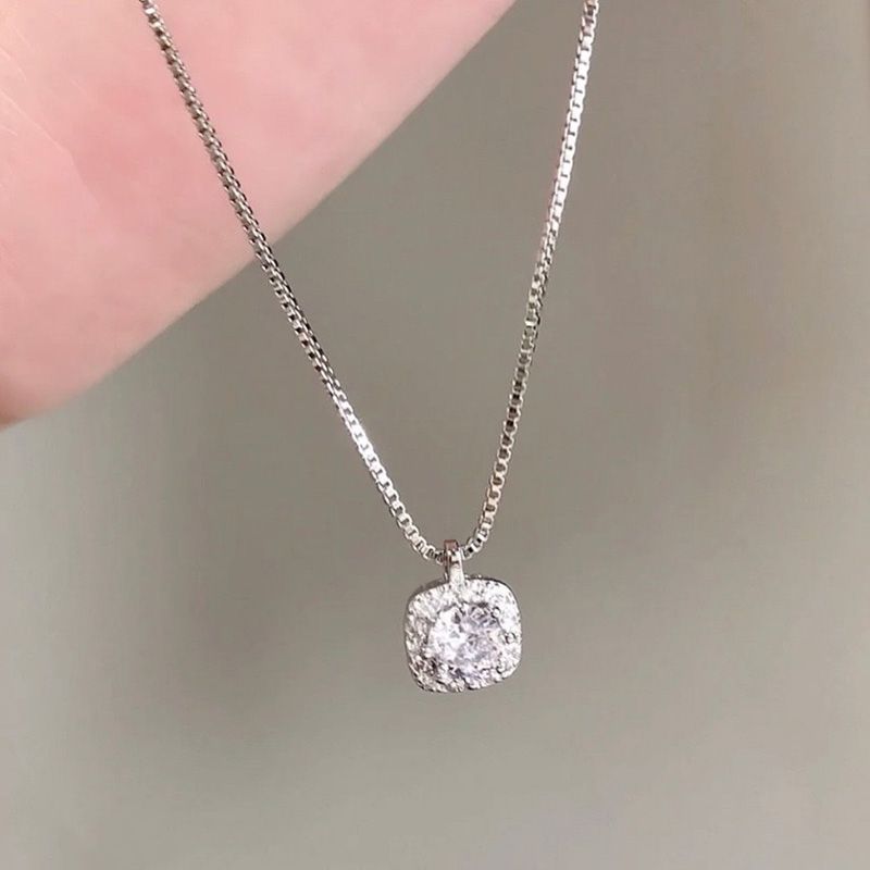 Cubic Zircon Necklace Cold Style Niche Light Luxury Simple Versatile And Temperament Clavicle Chain Short Fashionable Clavicle Chain