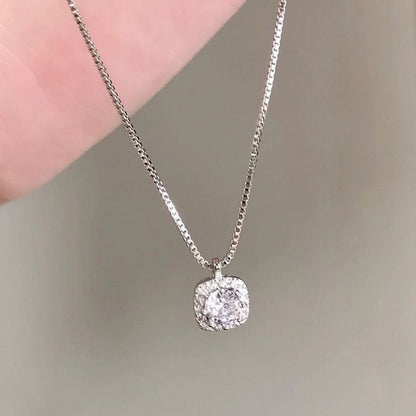 Cubic Zircon Necklace Cold Style Niche Light Luxury Simple Versatile And Temperament Clavicle Chain Short Fashionable Clavicle Chain