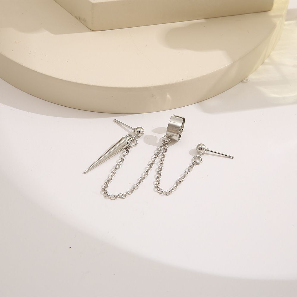 Europe and the United States new creative personality earrings punk style chain earrings bone clip has layers of fashion women