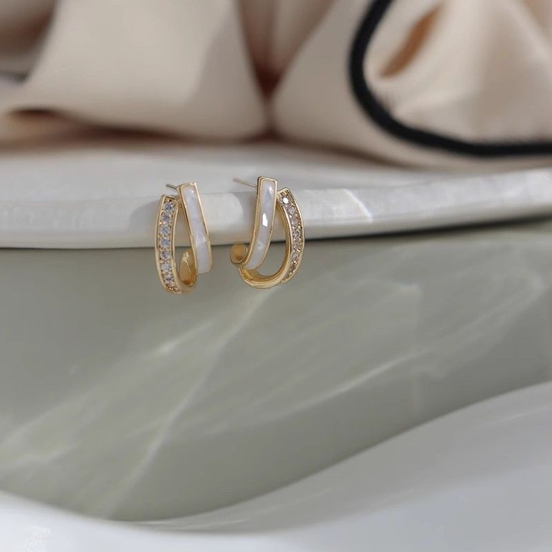 Premium Sense Of Double Layer Earrings New Fashion Female Earrings Simple Temperament Diamond Earrings Elegant Beautiful Silver Pin Earrings