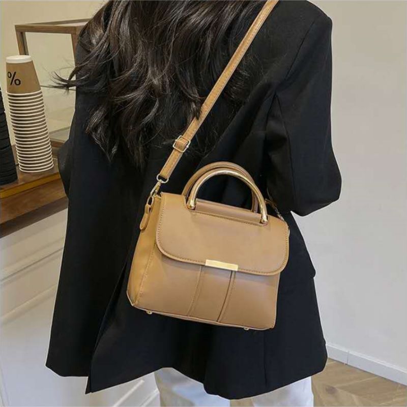 Mateamoda Classic Everyday Handbag Crossbody Bag Underarm Bag