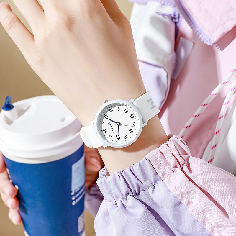 Cute candy silicone sports quart watch personality men and women the collegiate style neutral watch student watch