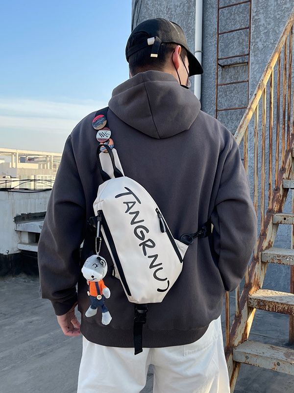 Men's fashion trendy brand crossbody bag, men's casual sports large capacity high-end single shoulder bag, women's Japanese chest bag