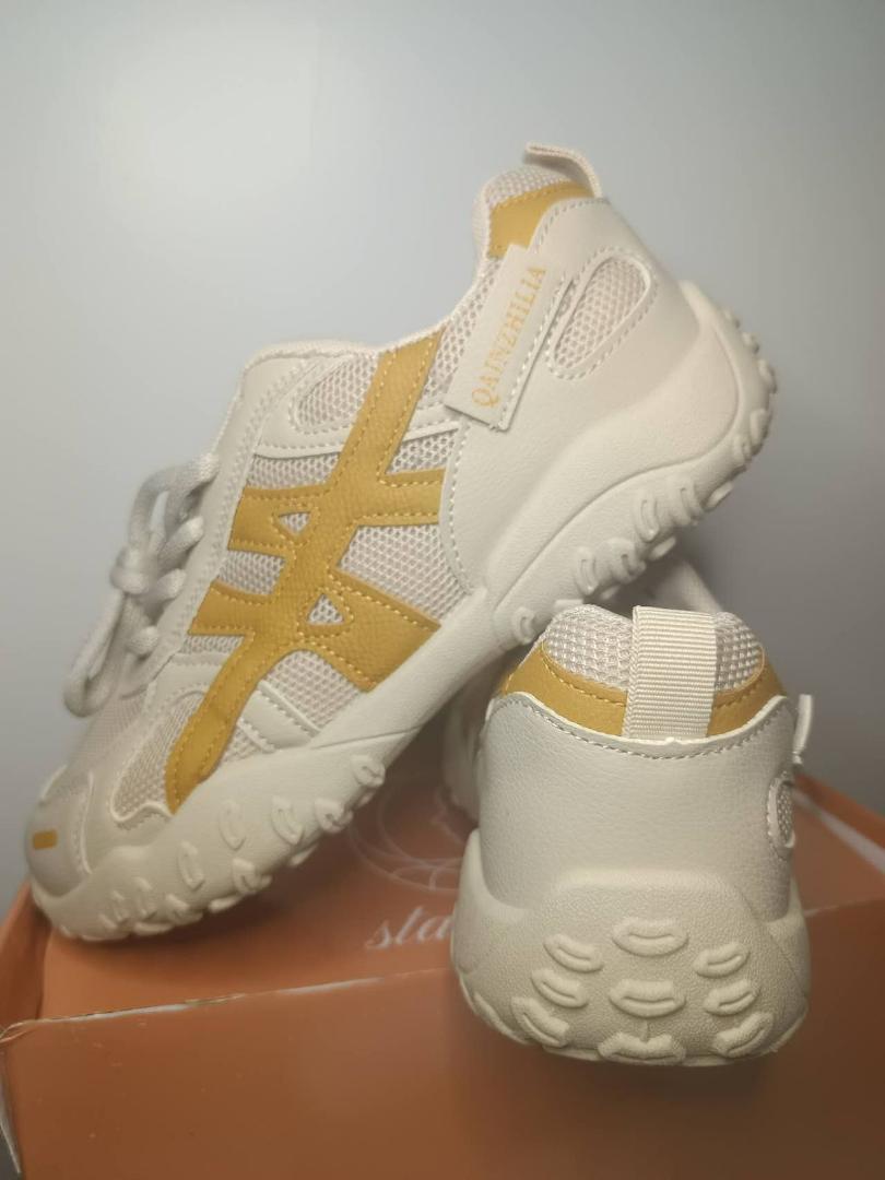 New Casual ladies hiking shoes for Women ladies girls casual wear Fashionable breathable ladies shoes