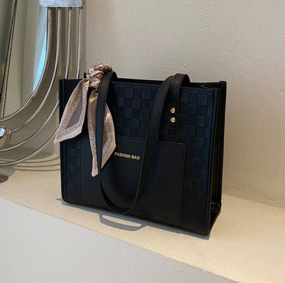 Women shoulder bag messenger bag Girl casual Handbag Ladies bags Ladies Tote Bag Large Capacity Handbag Fast delivery within 1-5 days