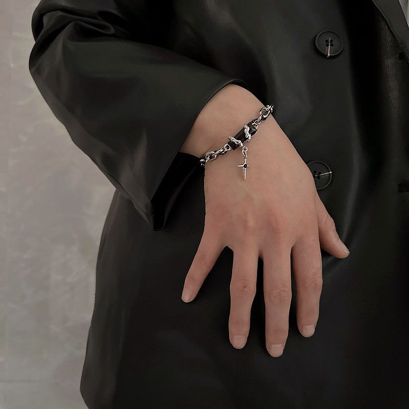 Star winding black diamond bracelet men's titanium steel design new versatile and non fading accessory bracelet