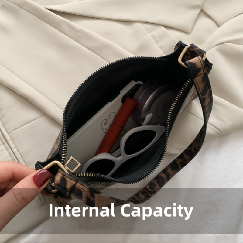 Bags Women Bags Handbags Underarm Bags Baguette Shoulder Bags Sling Bags