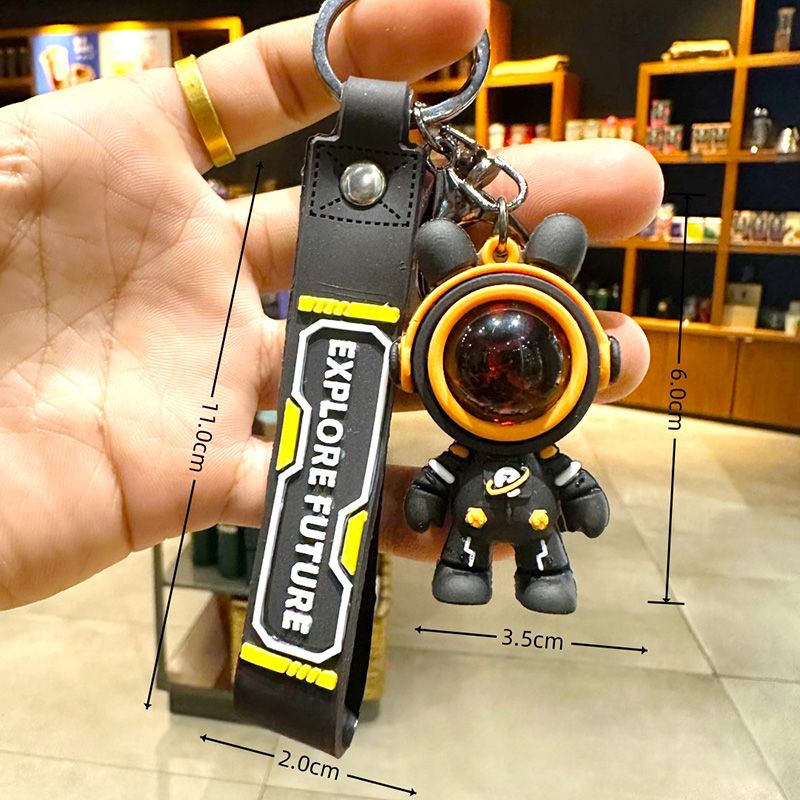Travelling To The Stars Astronaut Keychain Key Ring Creative Car Key Chain Pendant Hand Strap Cartoon Gift Doll Charm Bag Charms Creative Gifts