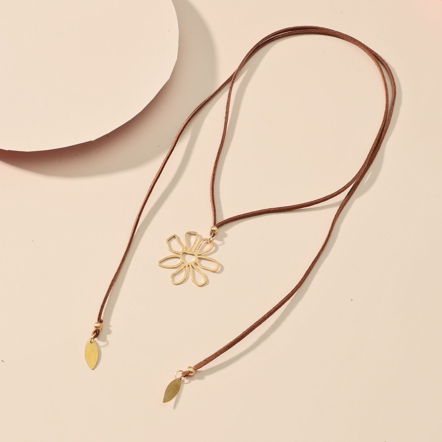 Flower necklace Bohemian necklace Long rope design Personality and fashion Multiple wearing styles Women's Necklaces
