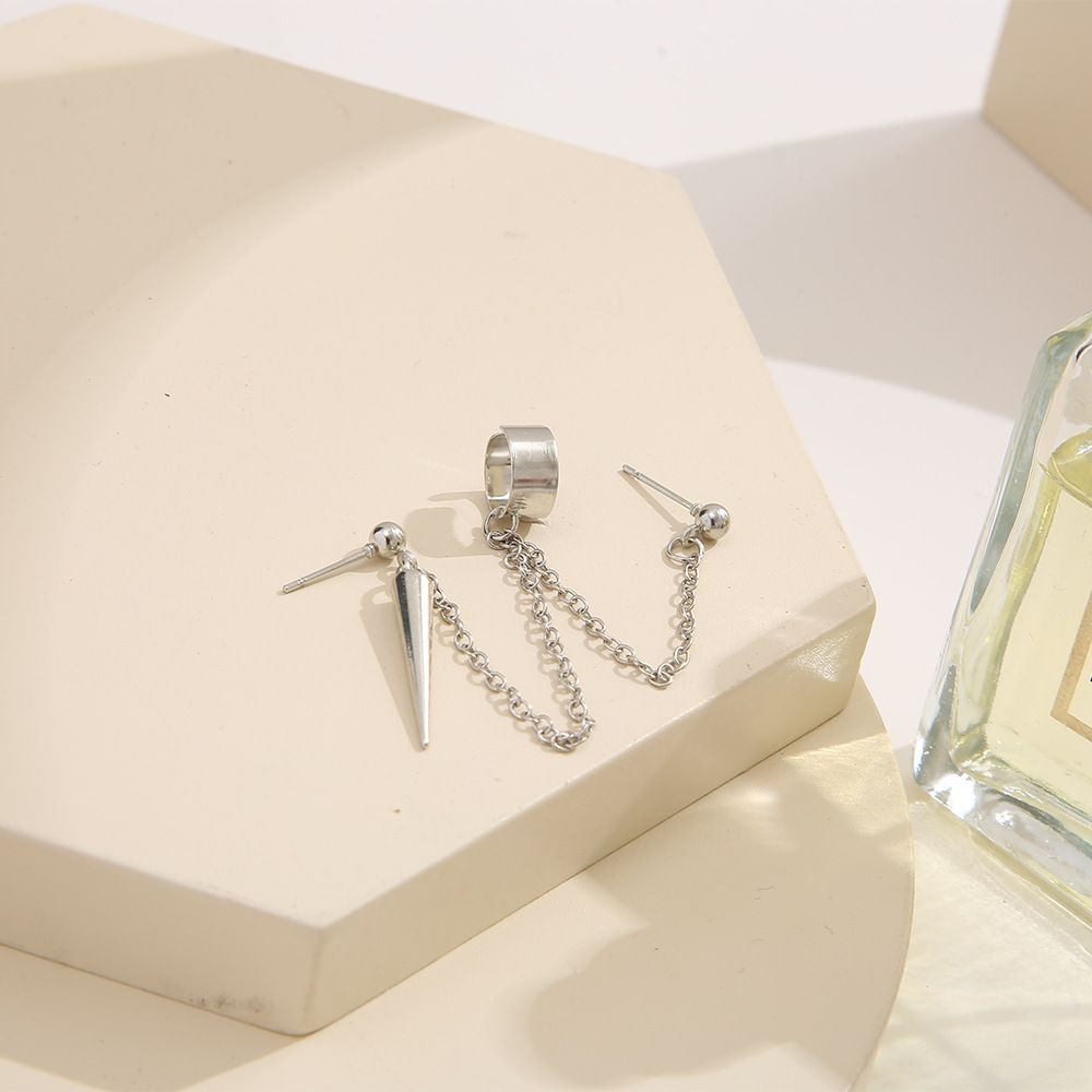 Europe and the United States new creative personality earrings punk style chain earrings bone clip has layers of fashion women