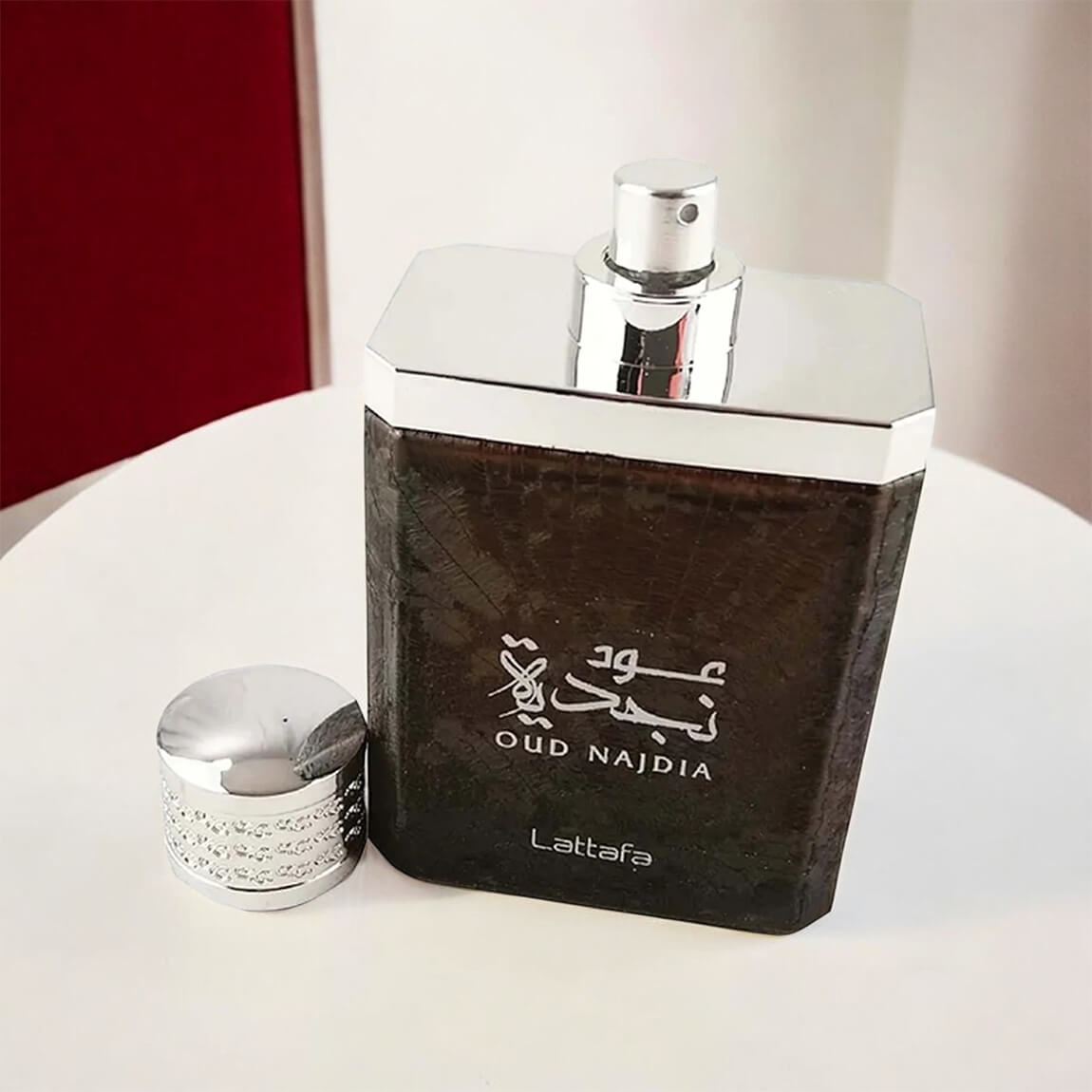 Lattafa Oud Najdia Eau de Parfum 100ml
