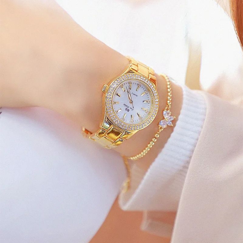 Women's Elegant Casual Goldn Watch Crystal Diamond Inlaid Watch Stainless Steel Silver Quartz Watch Bracelet Set Gift for Wife